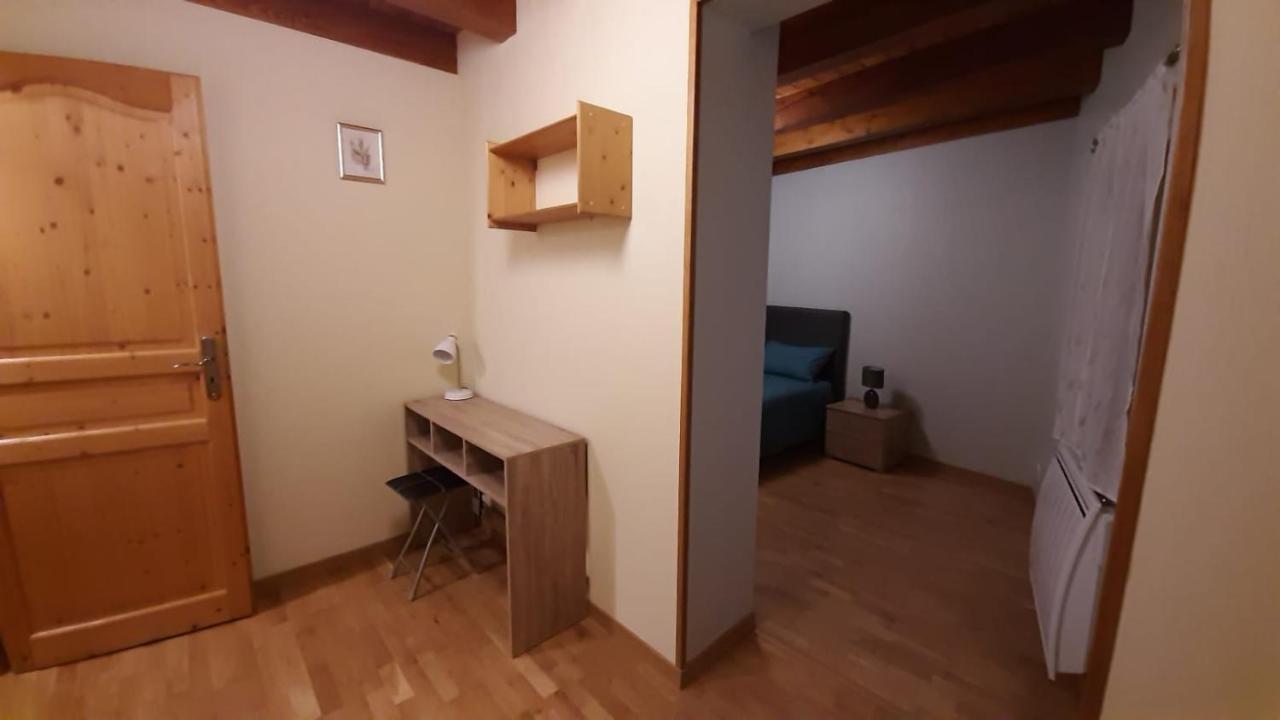 Petite Maison De Village Situee Entre Lacs, Cascades Et Montagnes Virieu-le-Grand Kültér fotó