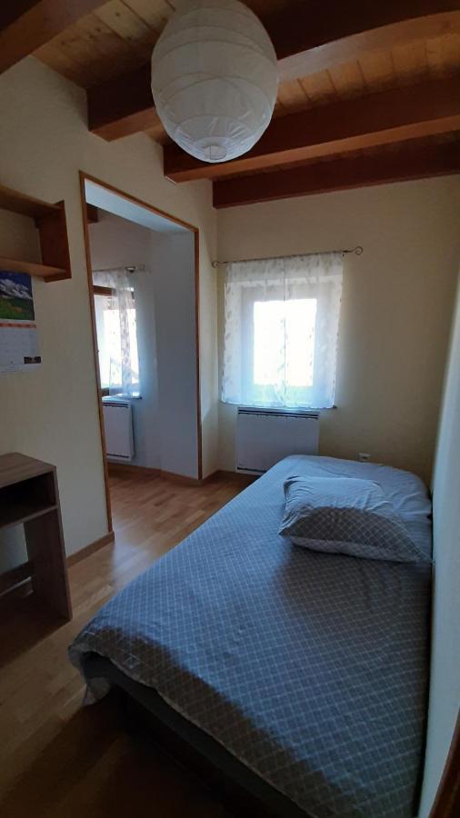 Petite Maison De Village Situee Entre Lacs, Cascades Et Montagnes Virieu-le-Grand Kültér fotó