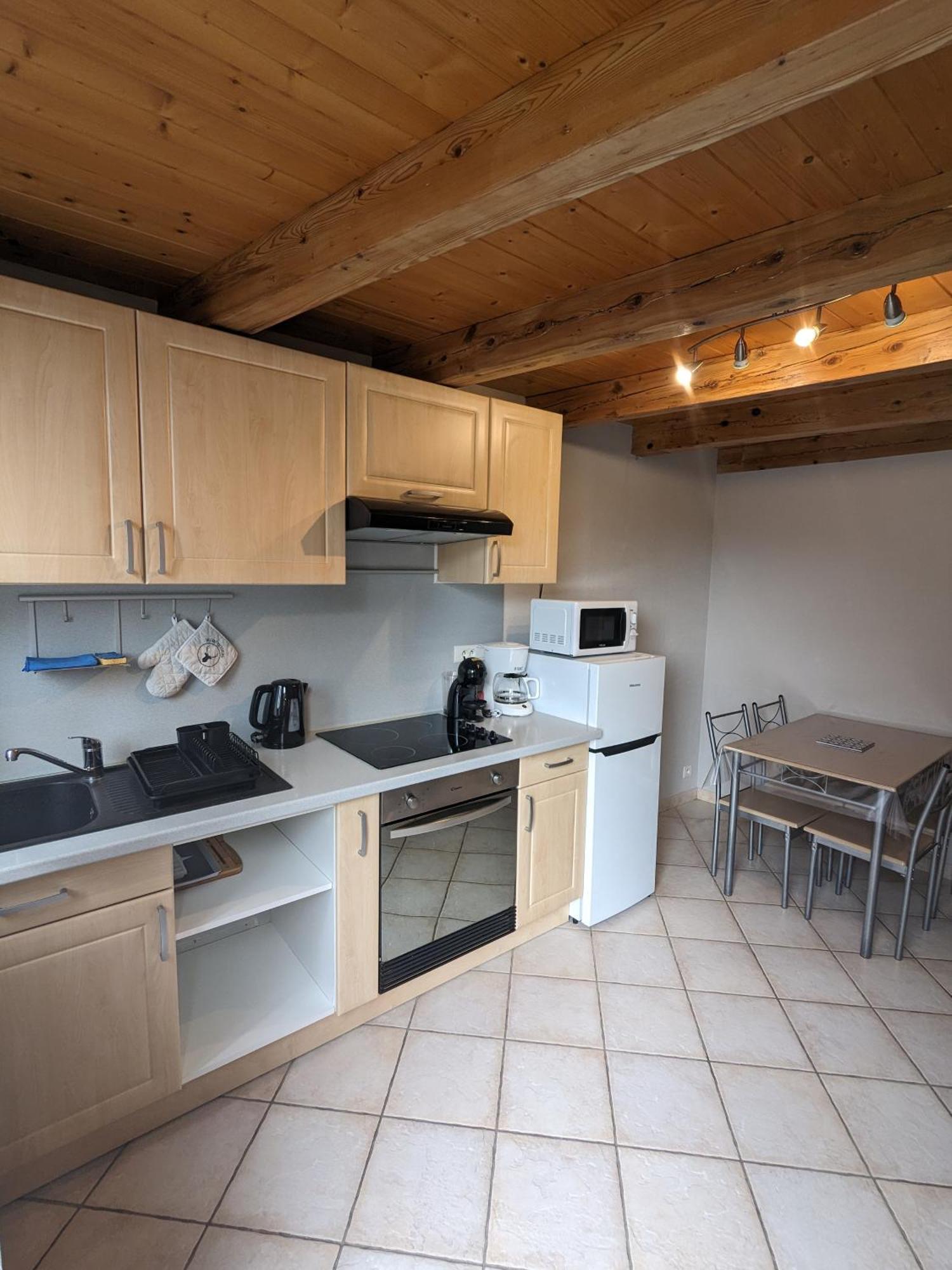 Petite Maison De Village Situee Entre Lacs, Cascades Et Montagnes Virieu-le-Grand Kültér fotó